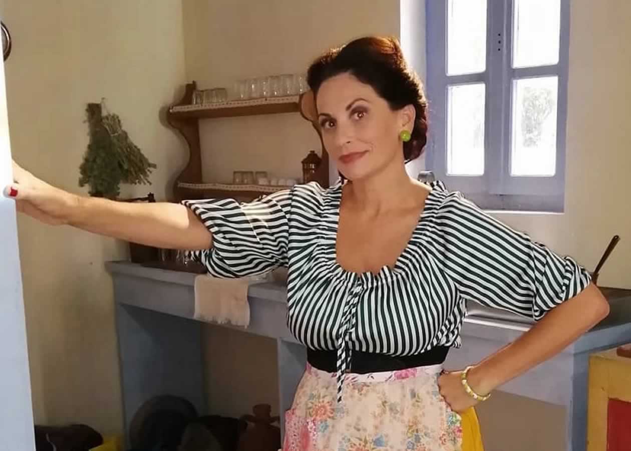 Στο συγκλονιστικό τελευταίο επεισόδιο της σειράς Άγριες μέλισσες ο Μιλτιάδης, αφού προστάτεψε τις τρείς αδερφές Σταμίρη, άφησε τον Δούκα να
