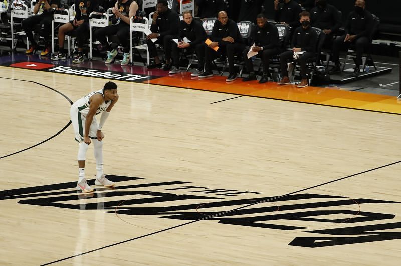 giannis antetokounmpo vs suns
