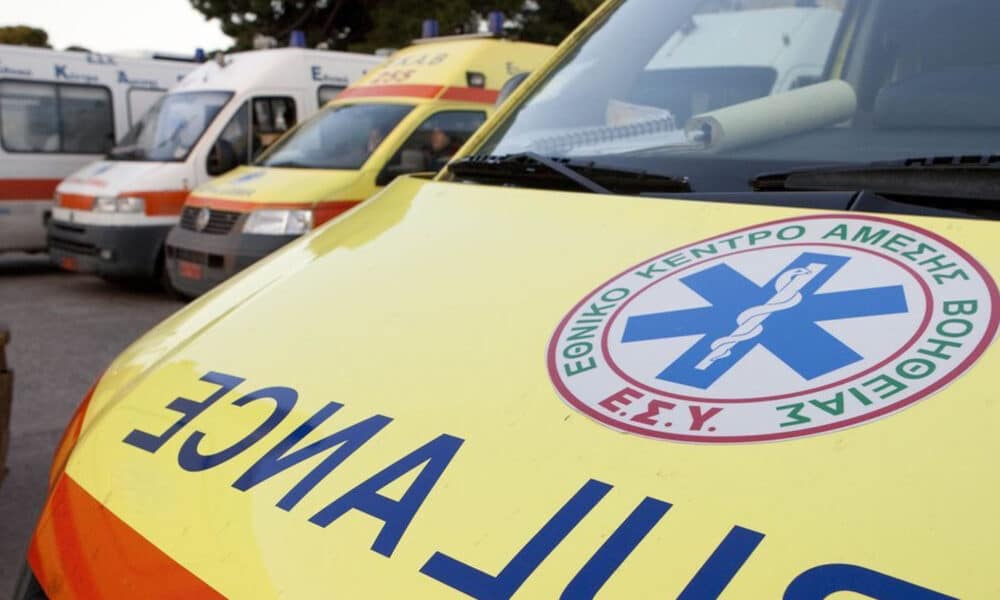 Σοβαρό τροχαίο με άσχημη κατάληξη έγινε στην Πάτρα στη συμβολή των οδών Όθωνος Αμαλίας και Γούναρη με ένα παιδί να τραυματίζεται