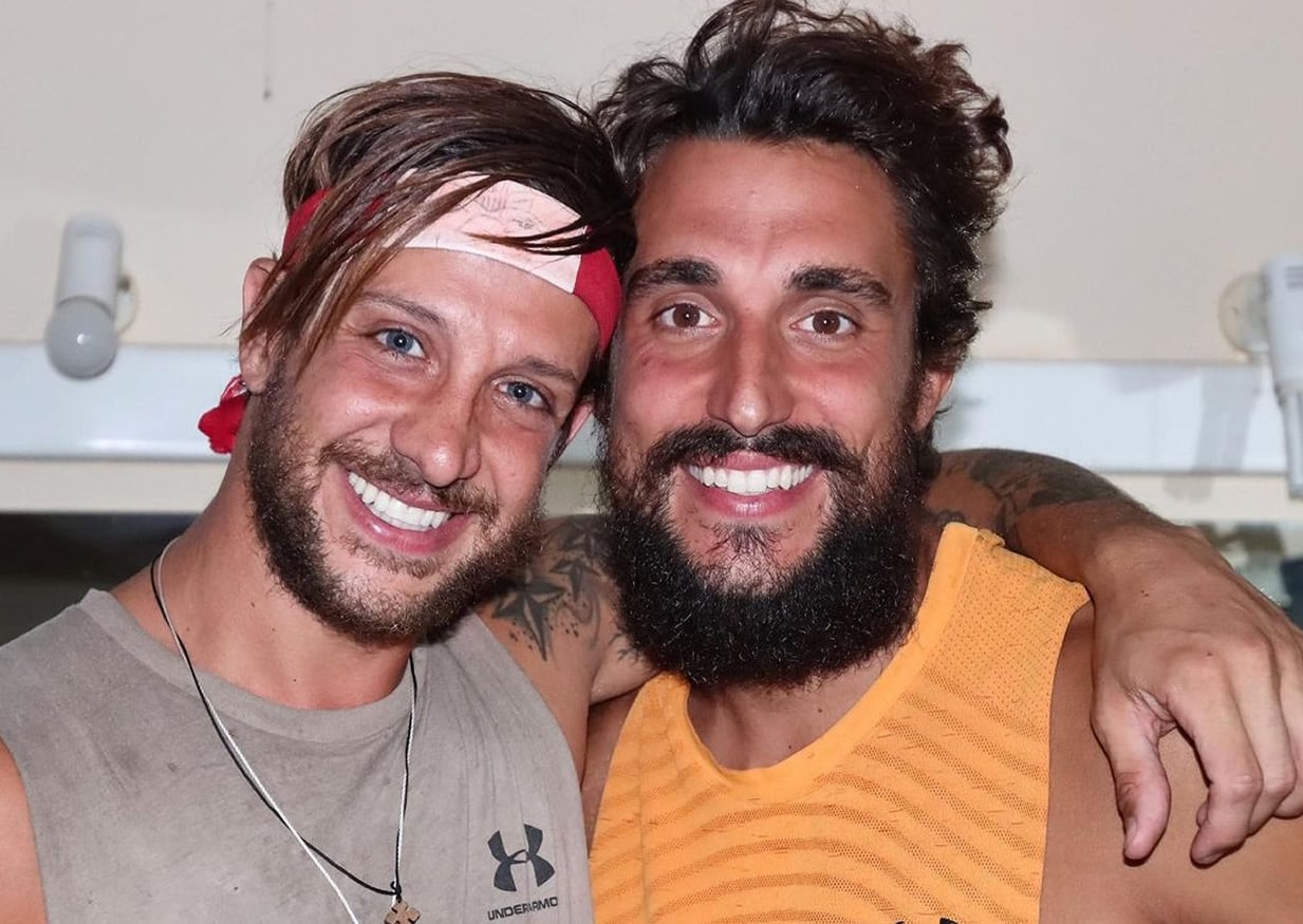 Ο Ηλίας Μπόγδανος με μια ανακοίνωση του στο instagram δήλωσε ότι έκανε μοριακό τεστ PCR κορονοϊού και ότι βγήκε θετικό.