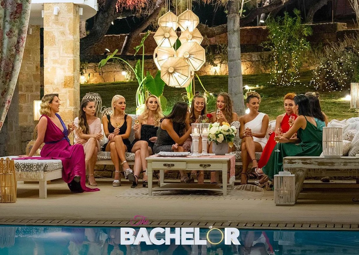 The Bachelor: Ο Αλέξης Παππάς έχει ξεκινήσει ήδη τα ραντεβού με τις κοπέλες οι οποίες όπως αποκαλύφθηκε θα είναι 21 τον αριθμό.