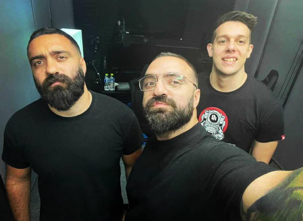Unboxholics