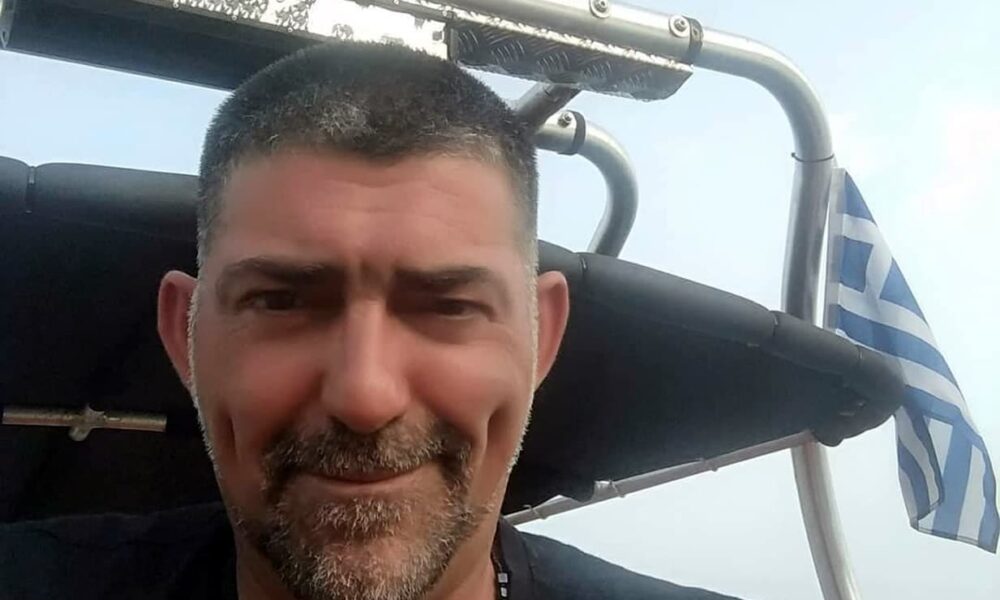Μιχάλης Ιατρόπουλος