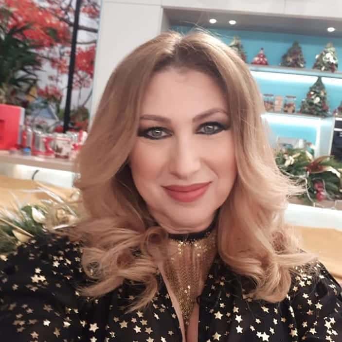 Μαντώ