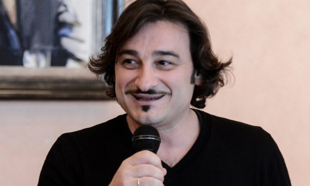 Βασίλης Χαραλαμπόπουλος