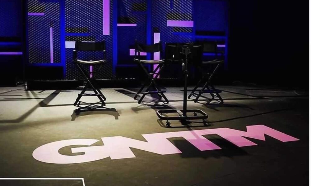 Το GNTM επέστρεψε με τον τέταρτο κύκλο του και αναμένεται είναι πιο συναρπαστικό απο ποτέ. Παρά την απουσία της Βίκυ Καγιά,