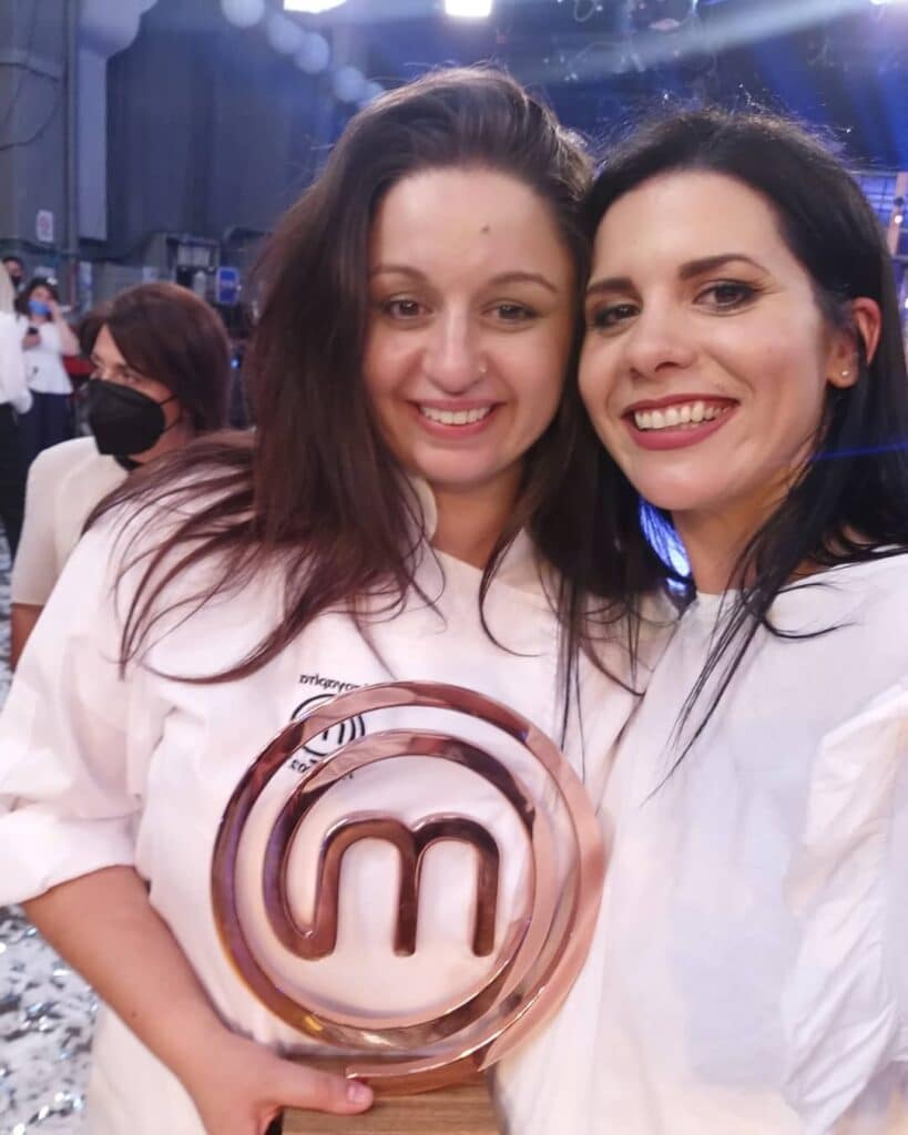 Η Μαρίνα μαζί με την νικήτρια του MasterChef 5