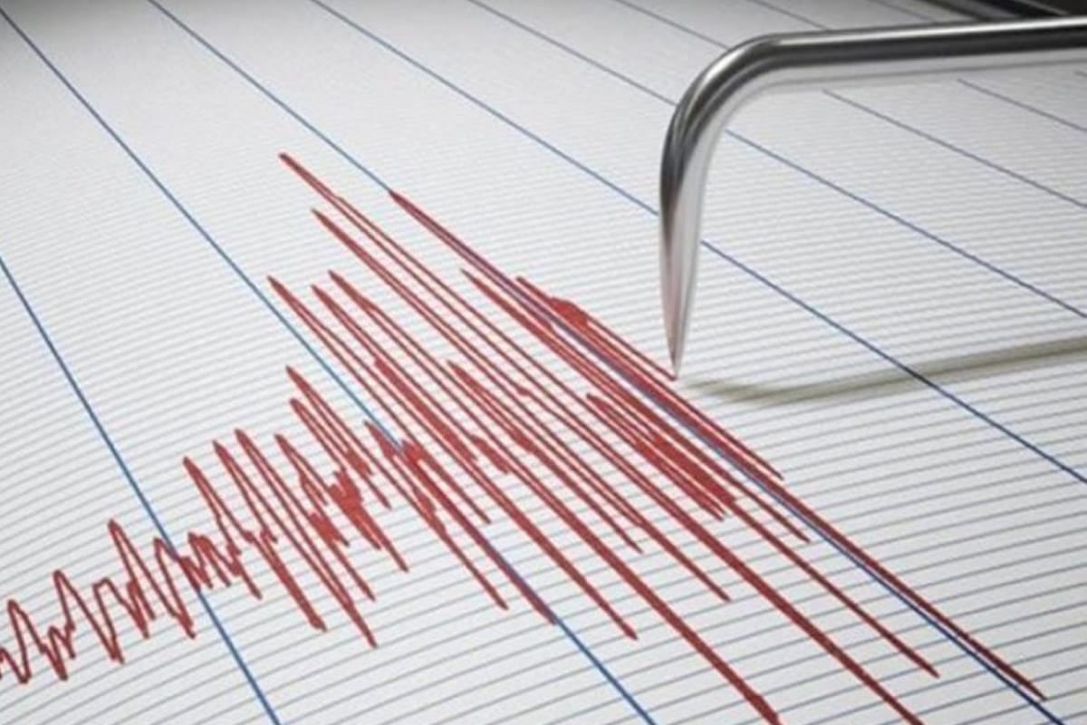 Σεισμική δόνηση μεγέθους 3,7 Ρίχτερ έγινε πριν απο λίγη ώρα στην Πάρνηθα. Ο σεισμός που έγινε αισθητός στο λεκανοπέδιο της Αττικής