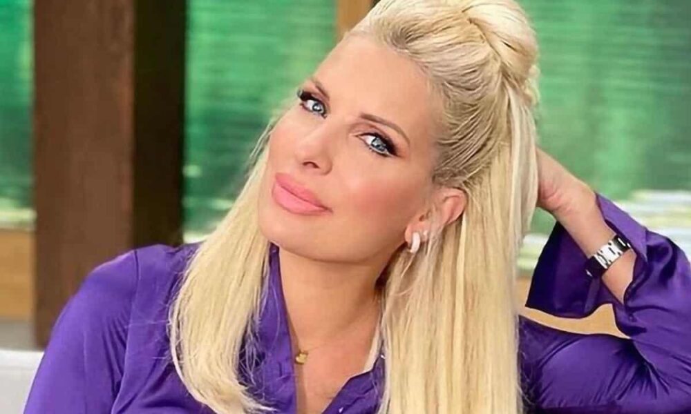 Τα περισσότερα κανάλια σήμερα έχουν επιλέξει να δείξουν ενημερωτικές εκπομπές, οι οποίες εστιάζουν στην κηδεία της Φώφης Γεννηματάς, η σορός