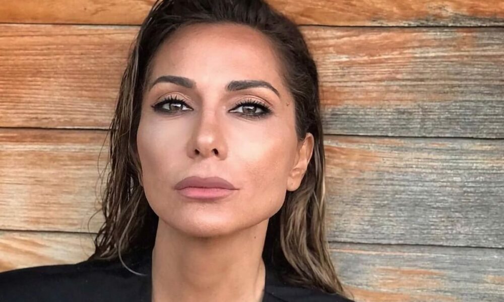 Η Δέσποινα Βανδή φαίνεται ότι βιώνει την δεύτερη νιότη της και ότι ο έρωτας την έχει κάνει να αισθάνεται πραγματικά sexy!