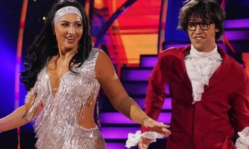Για ένα ζευγάρι το χτεσινό επεισόδιο του Dancing With The Stars ήταν και το τελευταίo, αφού η παρουσία τους στην πίστα του ριάλιτι δεν έπεισε