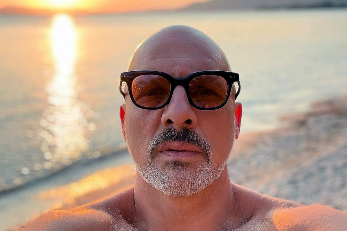 Ξαφνικό θέμα με τον Νίκο Μουτσινά ξεκίνησε εδώ και μερικές ημέρες και όπως καταλαβαίνουμε είναι σοβαρό, αφού δεν γίνεται να υπάρχει καπνός