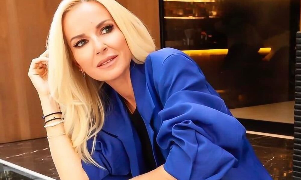 Η παρουσιάστρια Μαρία Μπεκατώρου, επιστρέφει σύντομα στην τηλεόραση, αυτή την φορά όμως στο MEGA. Η πανέμορφη Μαρία μίλησε στην εκπομπή