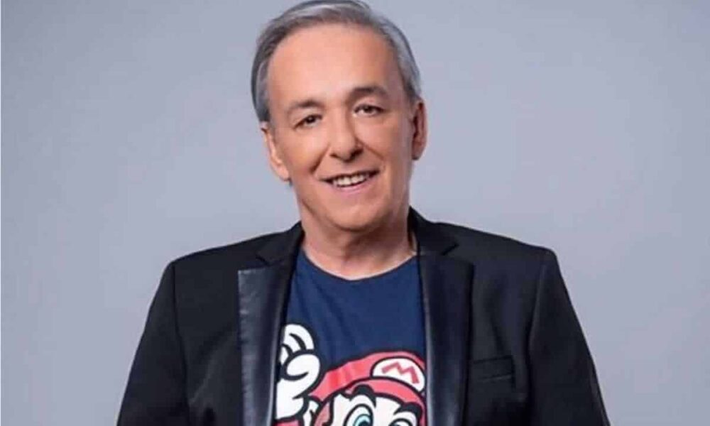 Χρησιμοποιώντας τα λόγια του Αντώνη Κανάκη, ο Ανδρέας Μικρούτσικος μίλησε και κατηγόρησε τον παρουσιαστή του Ράδιο Αρβύλα για το