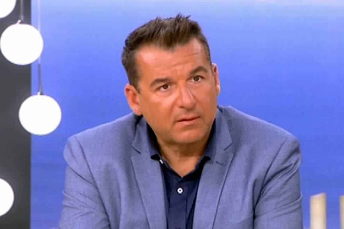 Με την Μιμή Ντενίση τα έβαλε σήμερα μέσα απο την εκπομπή του ο Γιώργος Λιάγκας ο οποίος μάλιστα χρησιμοποίησε και την λέξη αχαριστία,