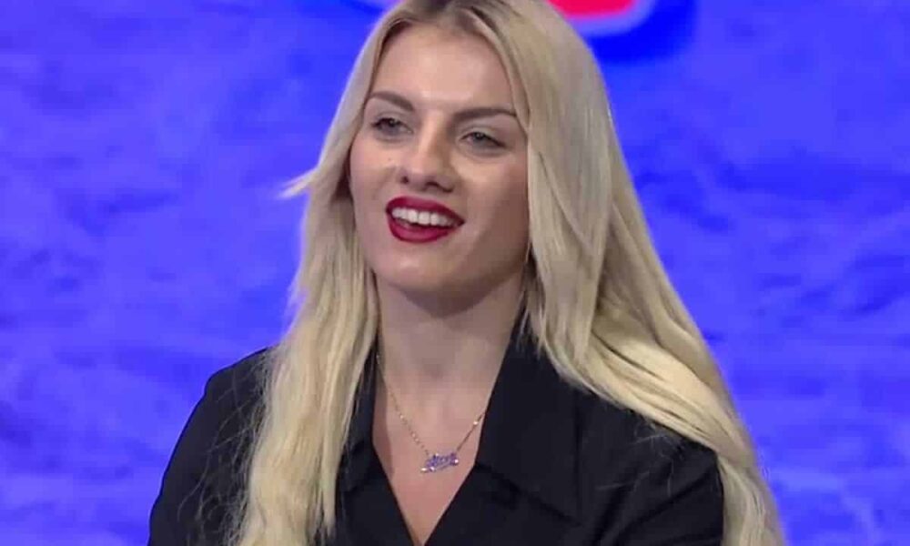 Την γνωρίσαμε μέσα απο το ριάλιτι μαγειρικής του Star, το πολυαναμενόμενο MasterChef, όπου κατάφερε να ξεχωρίσει με την ομορφιά της