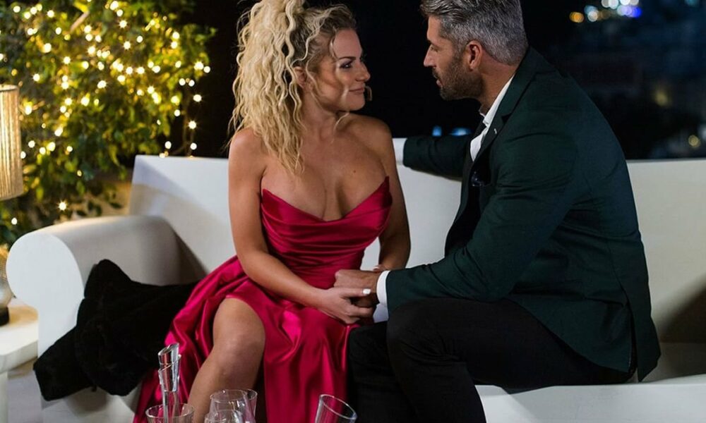 Μετά το τέλος του The Bachelor, θα περιμέναμε να δούμε τον Αλέξη Παππά και την Αθηνάς Βας όπως είναι το όνομα της, να βγαίνουν μαζί , να