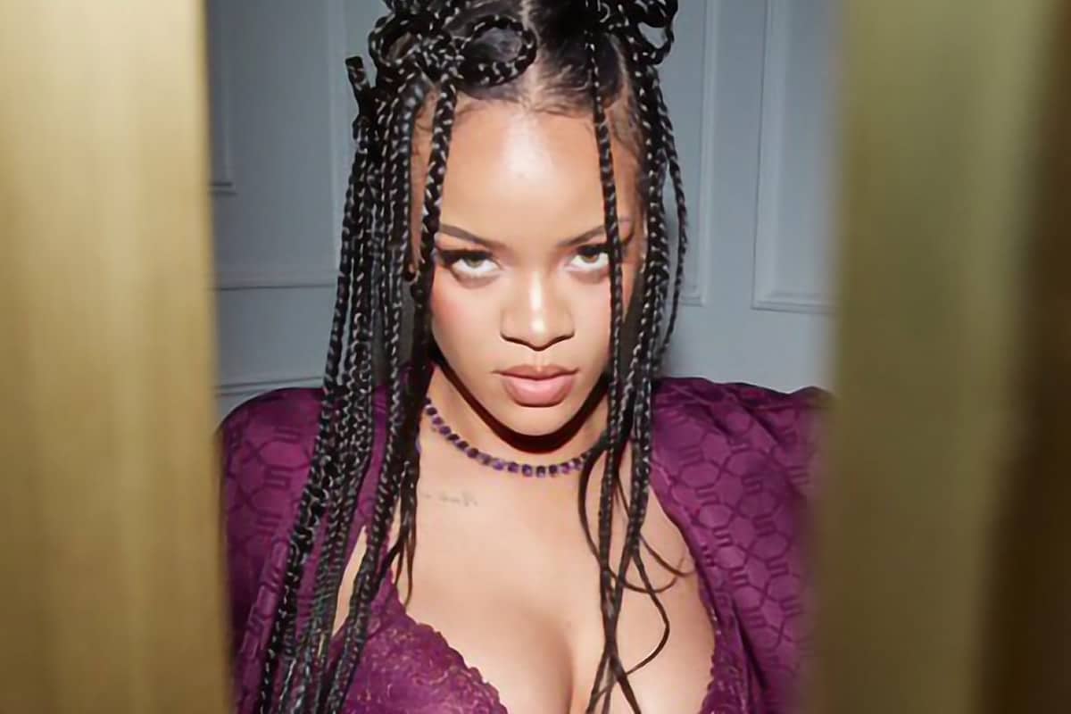 Οι δημιουργίες της Rihanna έρχονται σύντομα σε ένα κατάστημα κοντά σας, δηλώνει η πλουσιότερη τραγουδίστρια του κόσμου απο τα