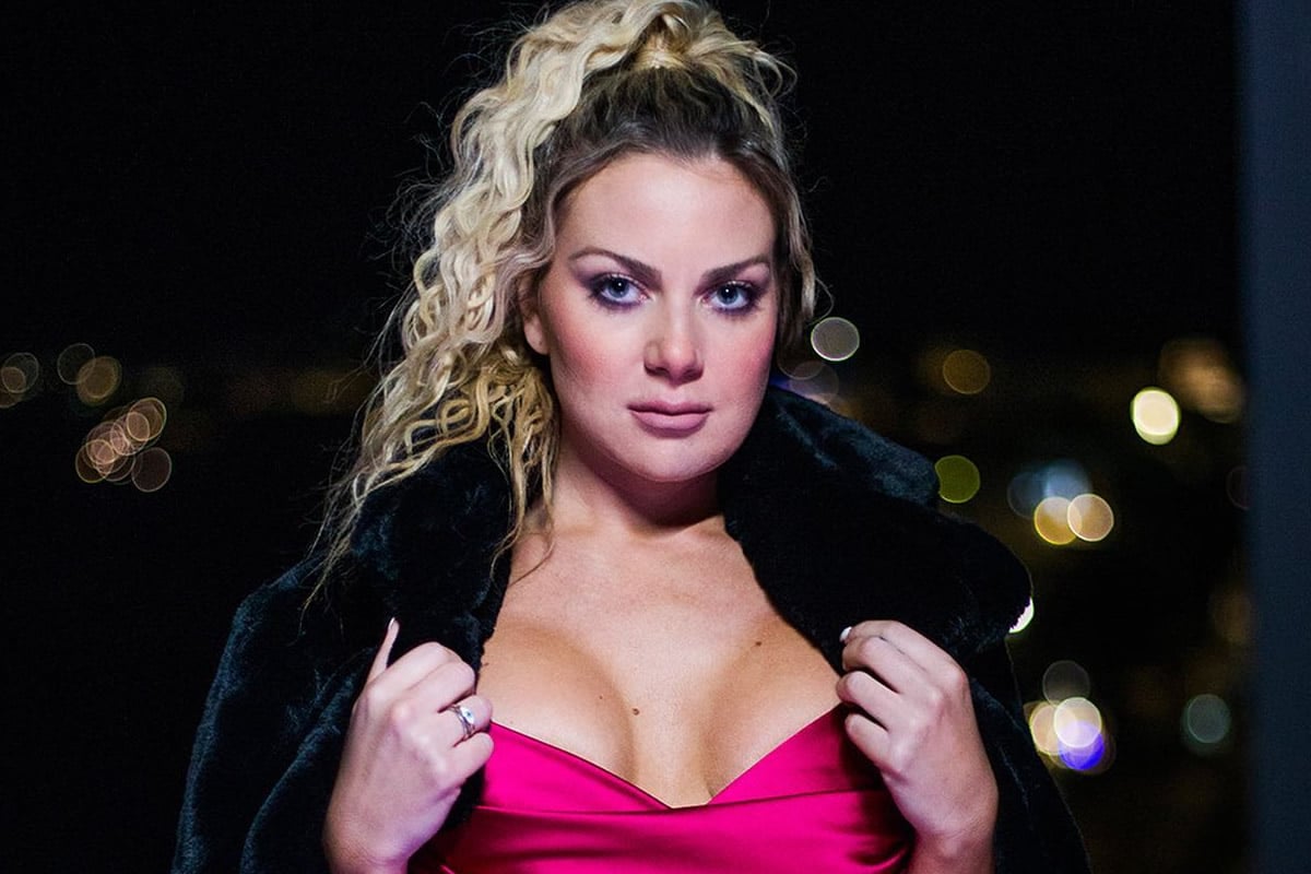 Μόλις τελείωσε το The Bachelor η Αθηνά New York έφυγε για την Αμερική αφήνοντας τον Αλέξη Παππά εδώ μόνο του να περάσει τα Χριστούγεννα