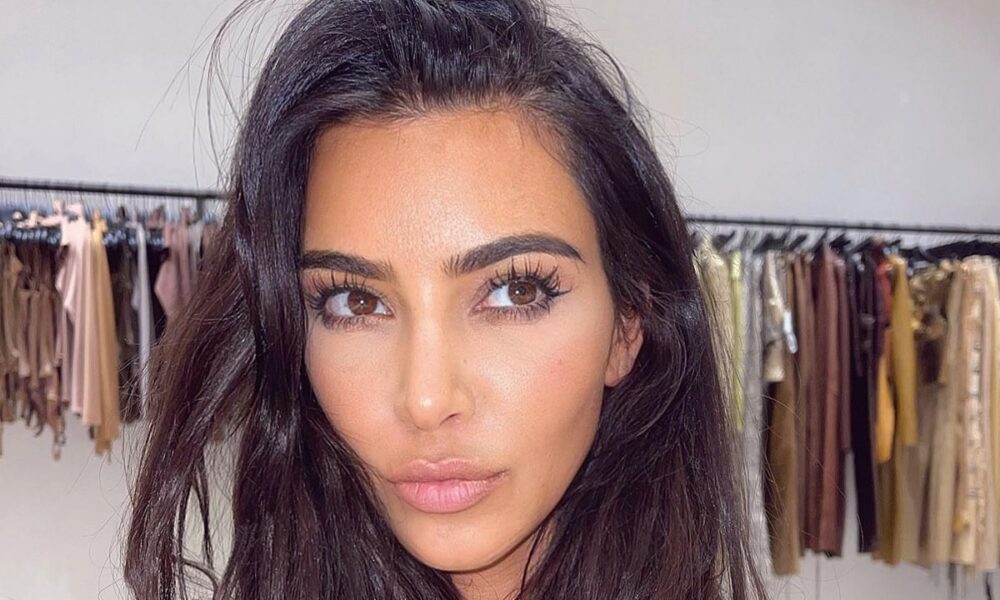 Τρεισήμισι εκατομμύρια followers της Kim Kardashian έχουν ήδη δει την εικόνα της Αμερικανίδας τηλεπερσόνας που απο χτες το βράδυ έχει ζαλίσει