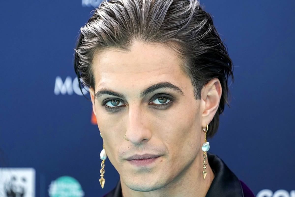 Ο τραγουδιστής Damiano David του συγκροτήματος Maneskin, που κέρδισε τον διαγωνισμό της Eurovision, έχει καταφέρει να τον ερωτευτεί η μισή