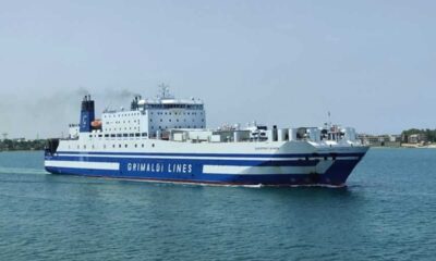 Στο πλοίο Euroferry Olympia σημαία Ιταλίας, εκδηλώθηκε φωτιά απο άγνωστη μέχρι στιγμής αιτία με αποτέλεσμα ο πλοίαρχος του σκάφους να ζητήσει