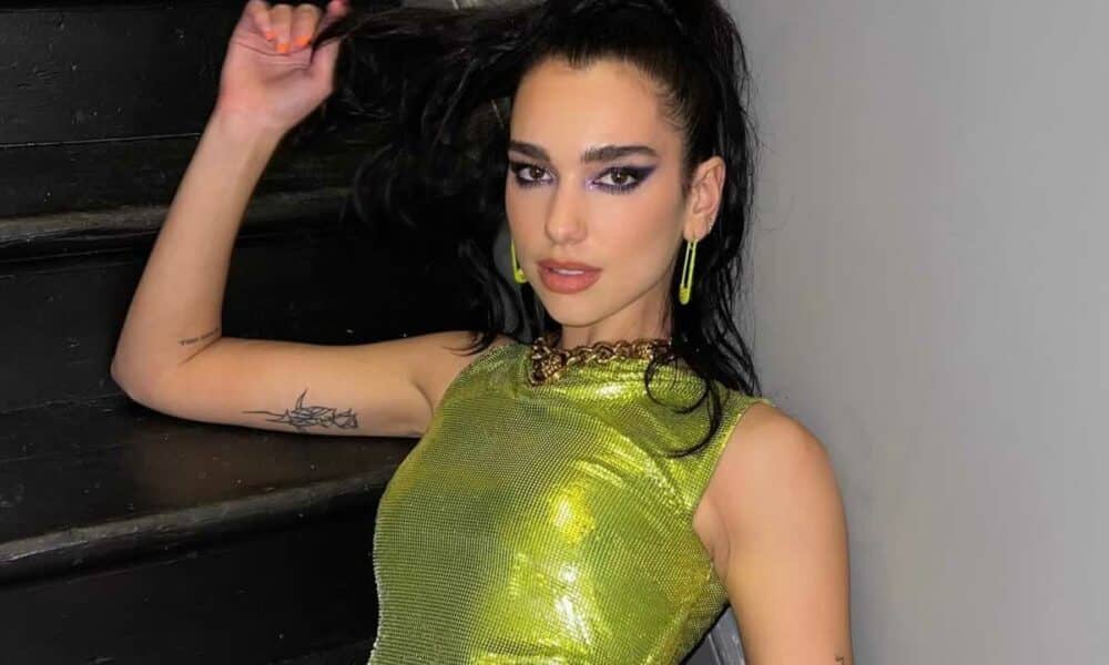 Η Dua Lipa πριν απο λίγες ημέρες ξεκίνησε την παγκόσμια περιοδεία της και ήδη απο την πρώτη στιγμή κατάφερε να δεχτεί απίστευτες κριτικές