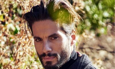 Το ότι είναι ένας πραγματικός κούκλος είναι γνωστό σε όλο τον κόσμο. Ο Γιώργος Καράβας είναι ένας πραγματικός καλλονός και κάθε φορά που