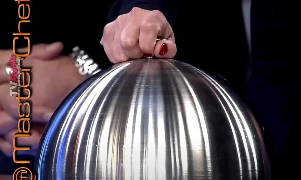 MasterChef spoiler: Οι μεγάλες αποφάσεις του Δημήτρη κόστισαν στην ομάδα του και όπως φαίνεται φέρνουν τρομερές ανατροπές στο σημερινό