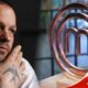 Ο πρώην κριτής και σεφ του MasterChef Δημήτρης Σκαρμούτσος, ο μοναδικός συνδετικός κρίκος του MasterChef που παιζόταν στο Mega και του