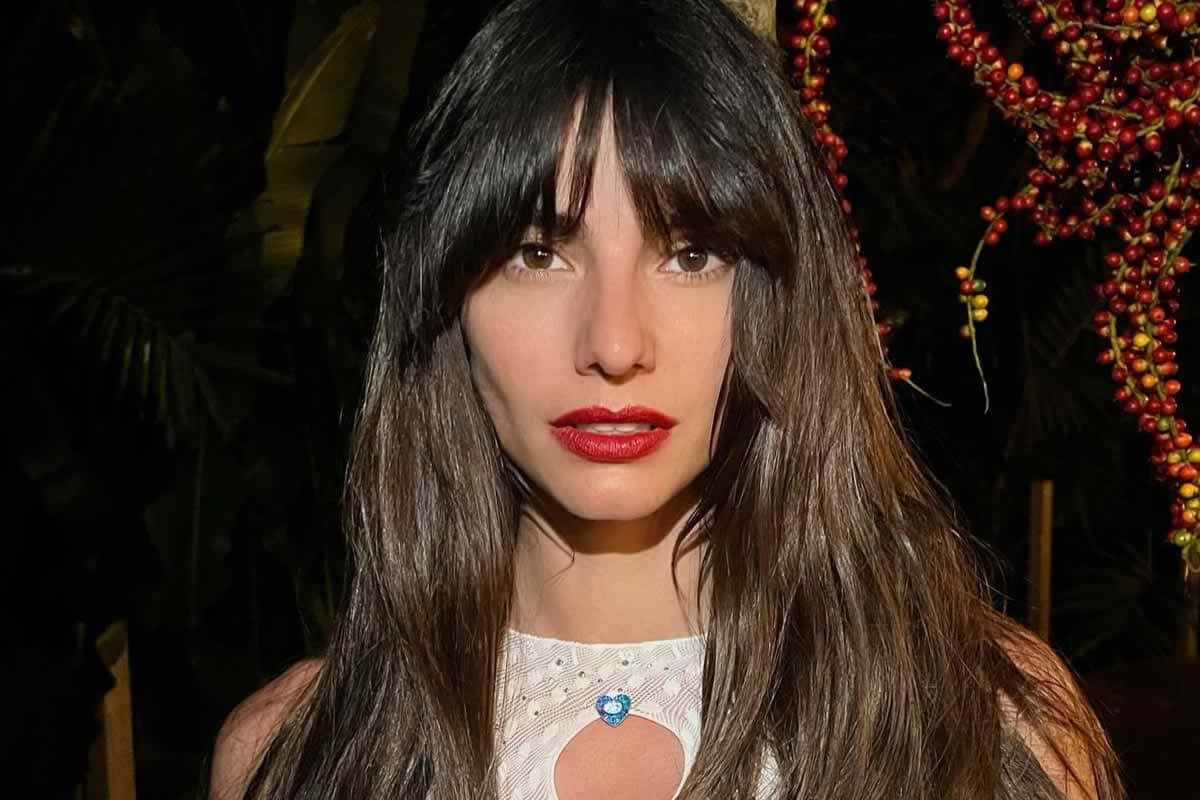 Στην Τζαμάικα για διακοπές βρίσκεται αυτή την περίοδο η Ηλιάνα Παπαγεωργίου και όπως φαίνεται το κορίτσι μας δεν έχει σκοπό να γυρίσει σύντ