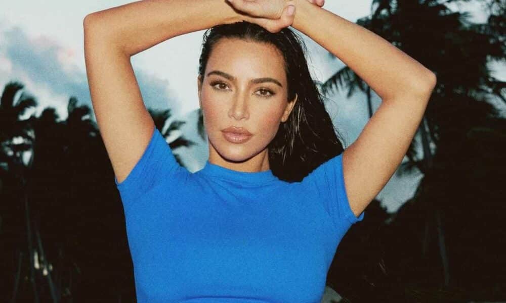 Η Kim Kardashian προσπαθεί να αποσπάσει το μυαλό της από όλο αυτό το οικογενειακό δράμα που ζει με τον εν διαστάσει σύζυγό της Kanye West