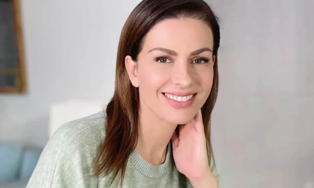 Η 49χρονη πλέον Σπαρτιάτισσα Τζίνα Αλιμόνου, το μοντέλο που άφησε τα πάντα πίσω για να κάνει οικογένεια, πλέον έχει αλλάξει τα πάντα στην