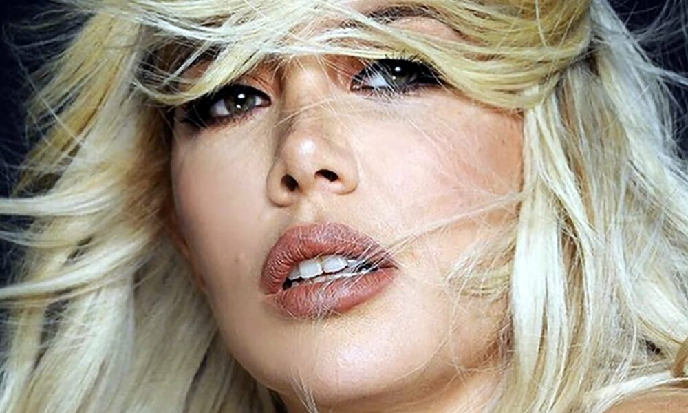 Η Wanda Nara ξαναχτυπά με μια selfie και προκαλεί εγκεφαλικά. Αυτή η γυναίκα έχει βαλθεί να τρελάνει τον αντρικό πληθυσμό όχι μόνο της Γαλλί