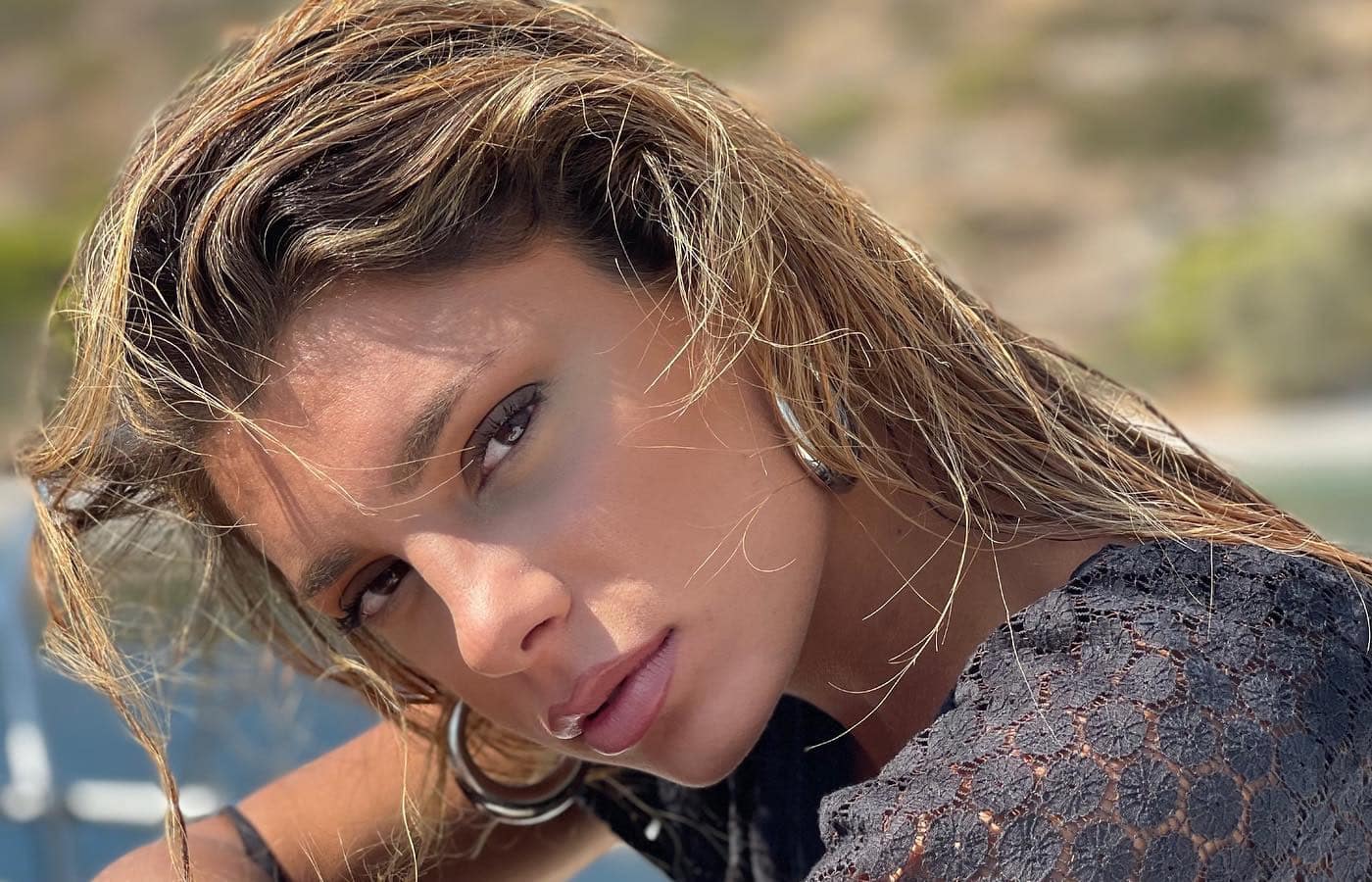 Η πρώην παίκτρια του Survivor Μαριαλένα Ρουμελιώτη καταφέρνει και εντυπωσιάζει για ακόμα μία φορά θαυμαστές και φίλους και μας