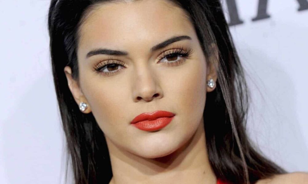 Το super model, είναι γνωστό για πολλά πράγματα, εκτός απο την δουλειά της. Είναι διάσημη γιατί ανήκει στην οικογένεια Kardashians, γιατί δεν