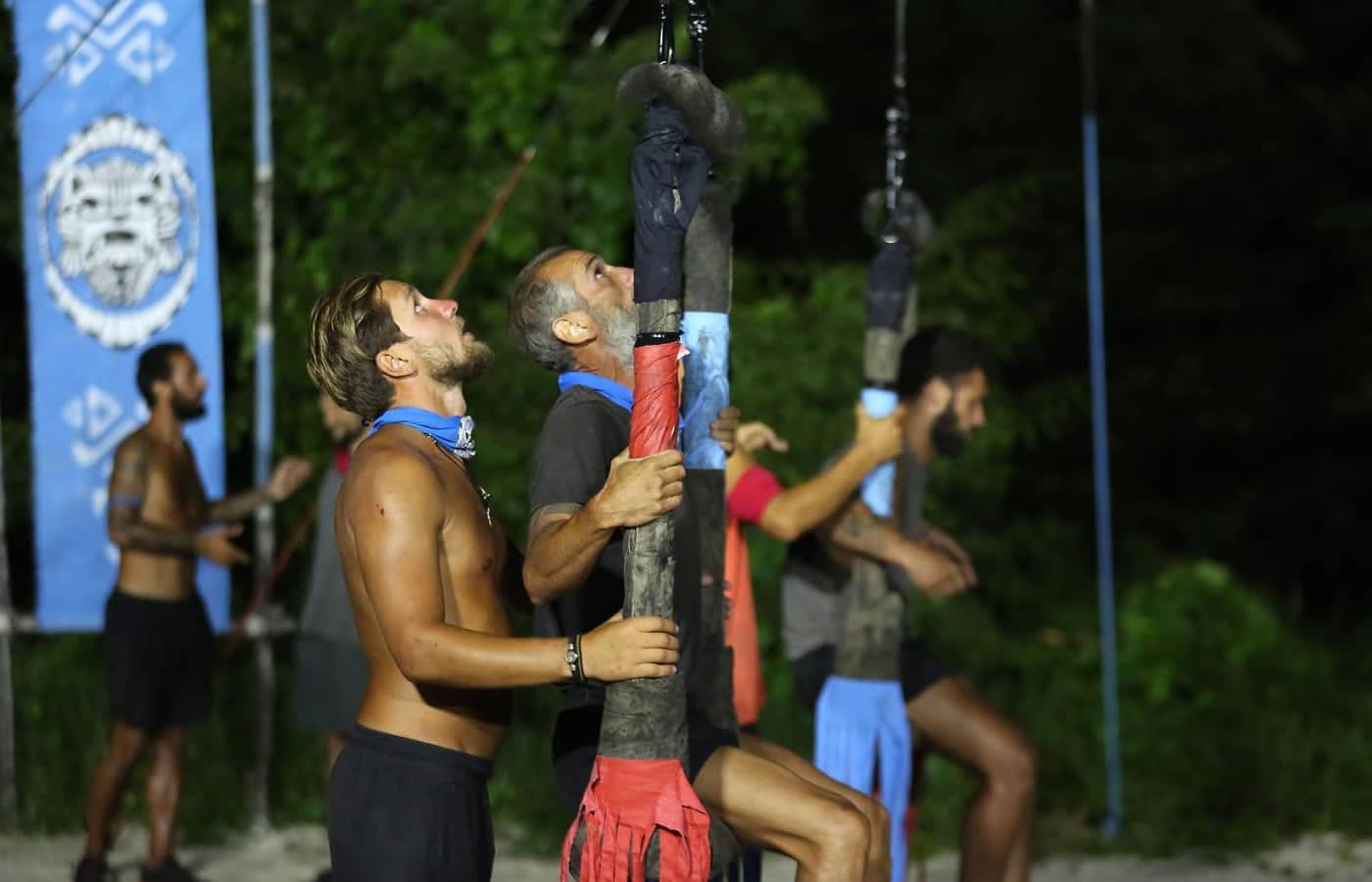 Όλα αυτά τα αίσχη που βλέπουμε στο Survivor φέτος είναι καθαρή ευθύνη της παραγωγής η οποία για μία ακόμα φορά στο βωμό της