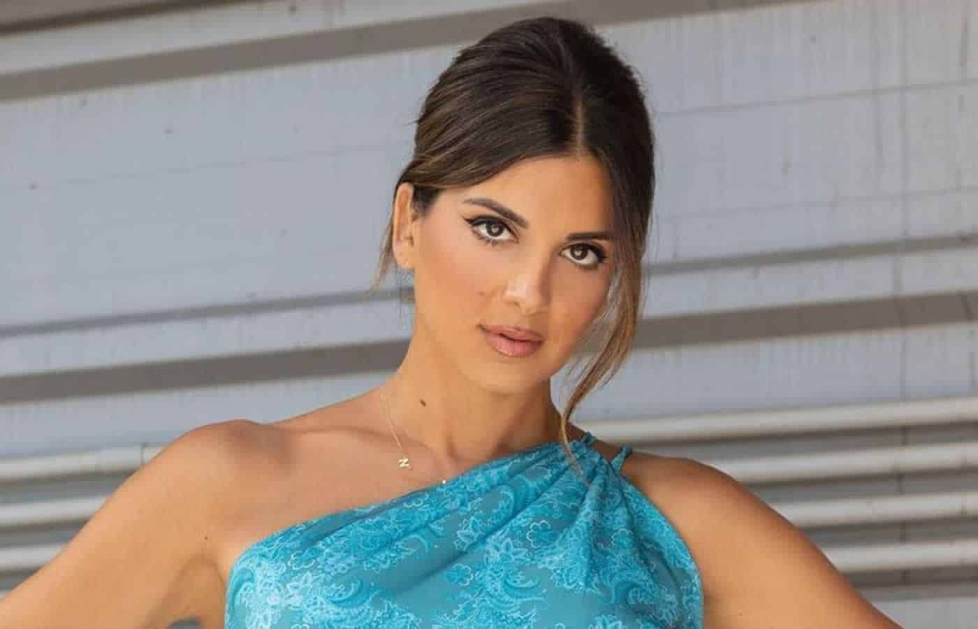 Καιρό για χάσιμο δεν έχει η Σταματίνα Τσιμτσιλή, η οποία με το τέλος της εκπομπής της ταξίδεψε για το αγαπημένο της νησί, αυτό της Πάρου