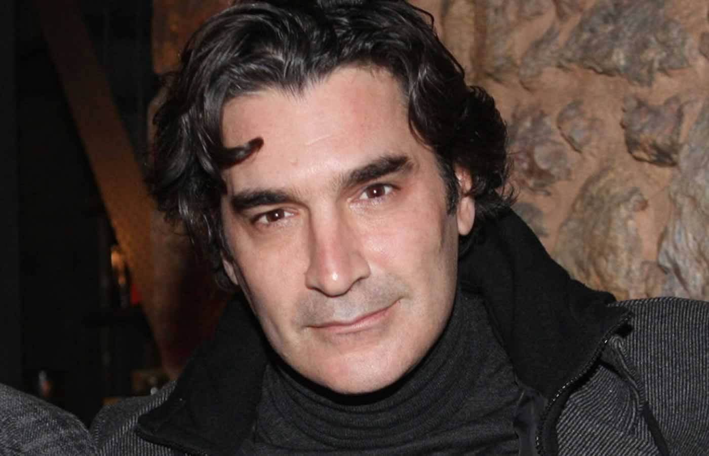 Ο ηθοποιός και δημιουργός της νέας σειράς του MEGA, Χριστόφορος Παπακαλιάτης έκανε δηλώσεις για την νέα τηλεοπτική σειρά που περιμένουμε