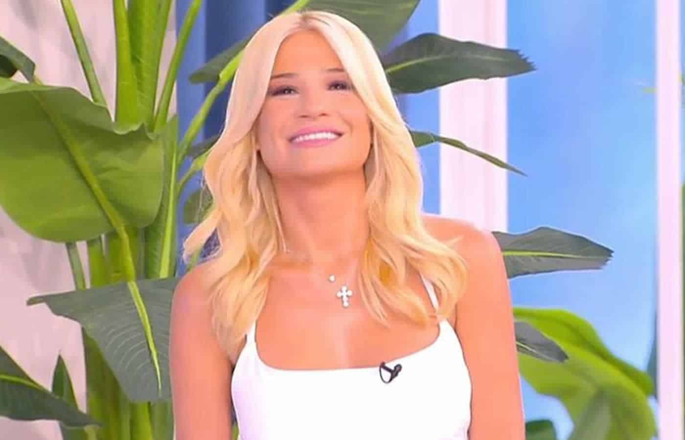 Η πρεμιέρα της νέας εκπομπής του ΣΚΑΪ με παρουσιάστρια την Φαίη Σκορδά έγινε σήμερα Δευτέρα 12 Σεπτεμβρίου και το πρώτο πράγμα που