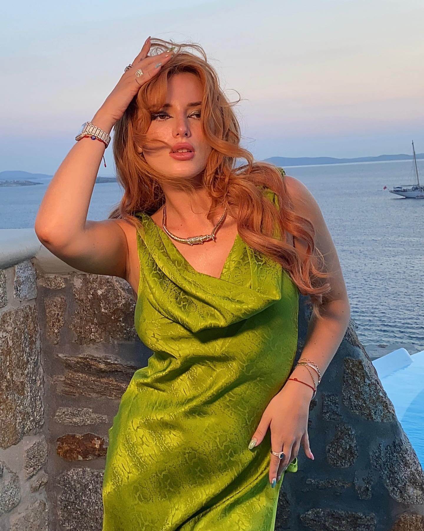 Μπέλα Θόρν