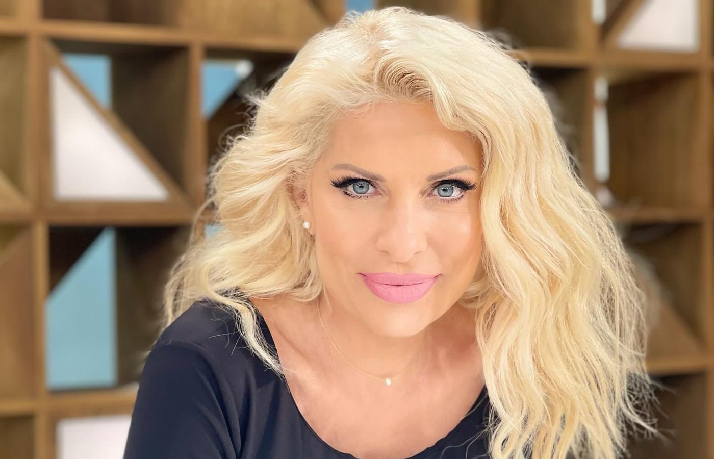 Αυτές οι μοναδικές στιγμές της Ελένης Μενεγάκη στην Ελληνική τηλεόραση έχουν γράψει την δική τους ιστορία αφού η παρουσιάστρια και το