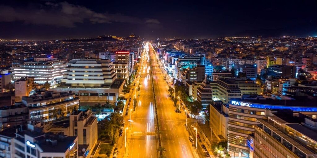 Σοβαρό τροχαίο πριν από λίγο στη λεωφόρο Συγγρού