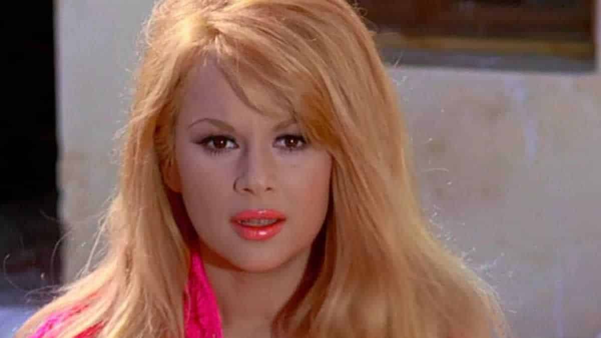 Αλίκη Βουγιουκλάκη