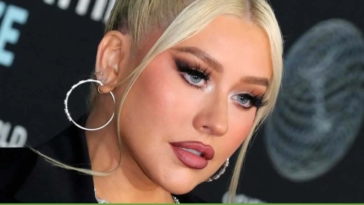 Η διάσημη τραγουδίστρια Christina Aguilera εντυπωσιάζει με ένα βίντεο απο τα παρασκήνια μιας φωτογράφησης για το Instagram,