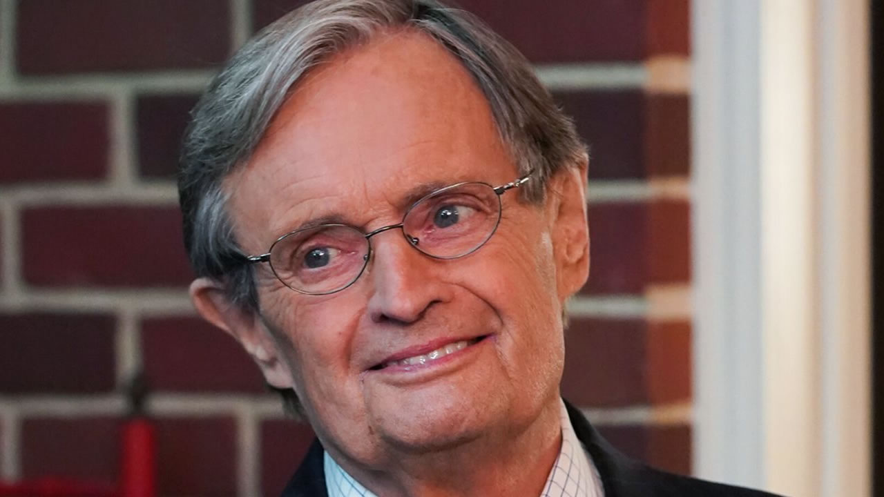 Νεκρός ο ηθοποιός David McCallum, ο ιατροδικαστής της σειράς NCIS