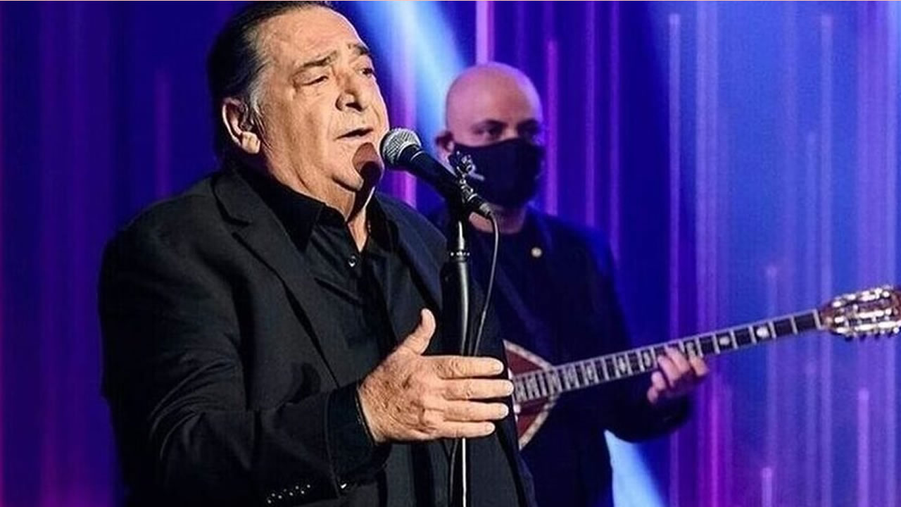 Βασίλης Καρράς