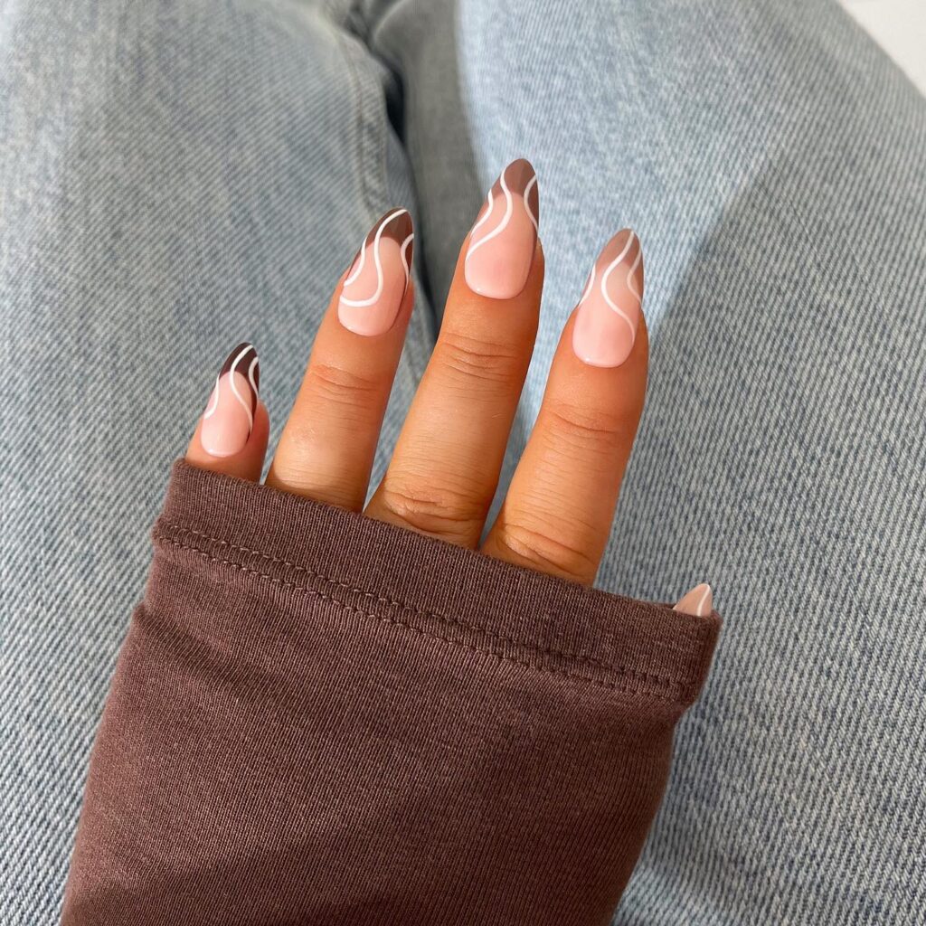 νύχια «Chocolate Milk nails»