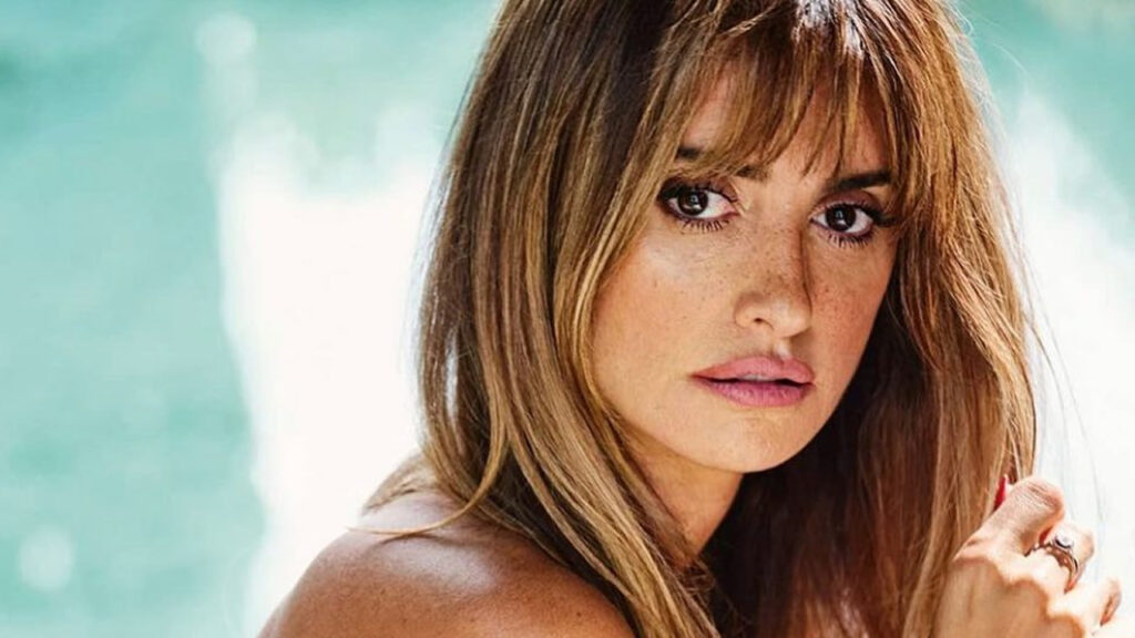 apokalyptiki emfanisi i penelope kroyz magnitizei ta vlemmata