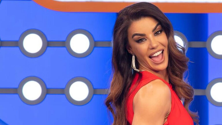 Ειρήνη Παπαδοπολου: Βγήκε με φόρεμα αλα Γαρμπή στην Eurovision και μοίρασε εγκεφαλικά 1 Ειρήνη Παπαδοπούλου